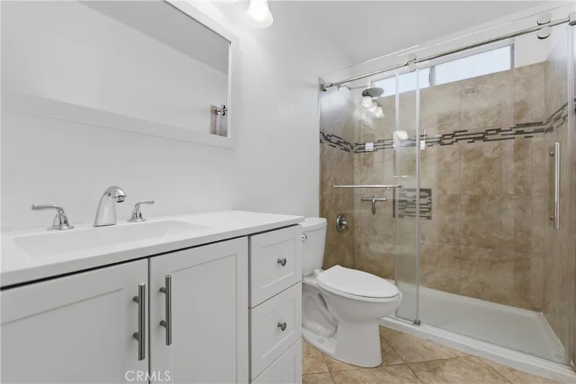 527 S Walnut #3 photo 31