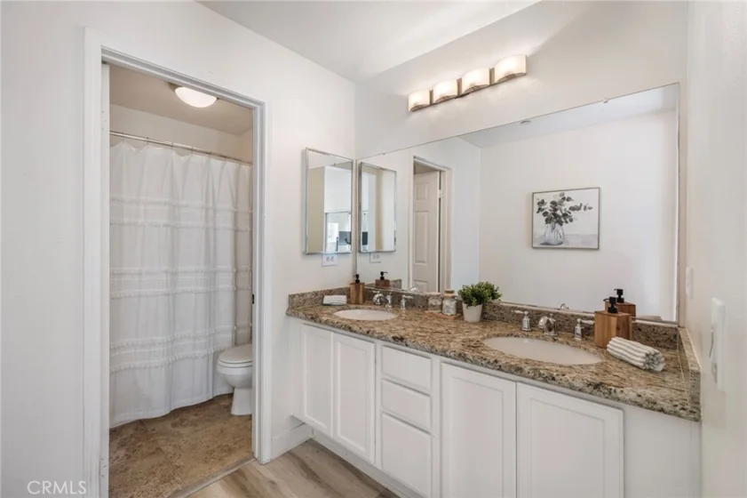 33 Quartz Lane photo 23