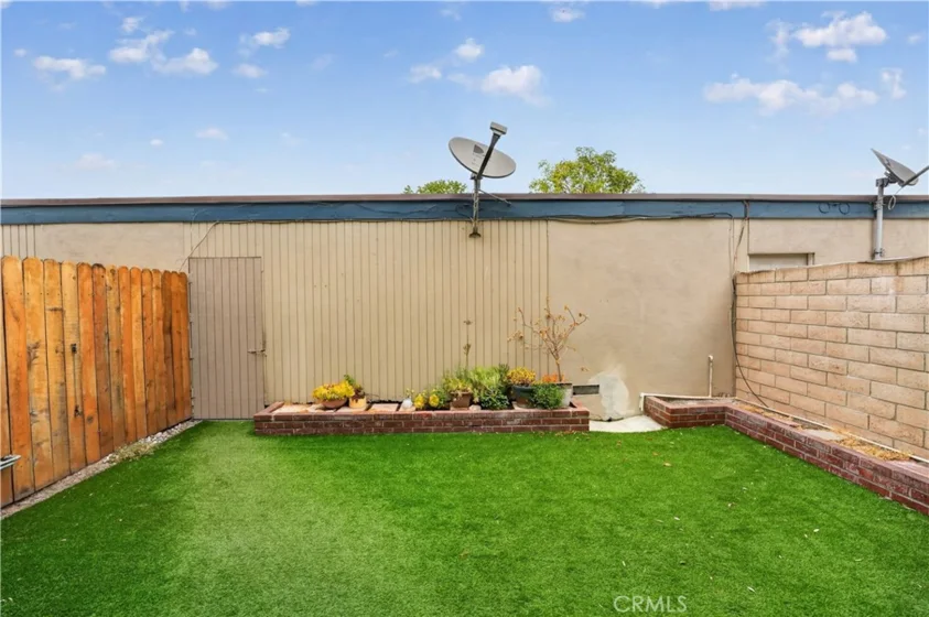 4137 Elizabeth Court photo 42