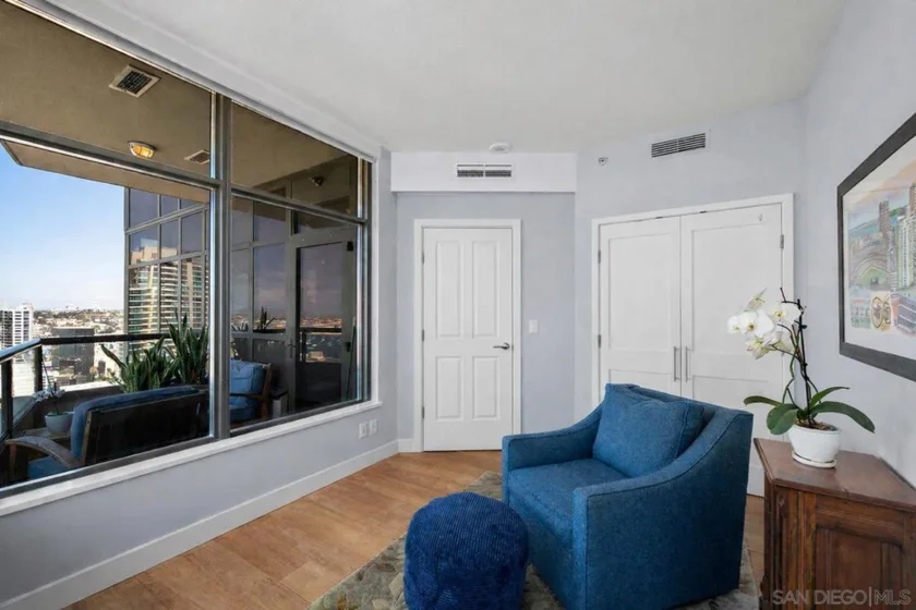 700 W E Street #2903 photo 33