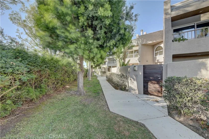 381 Bay View Terrace photo 1