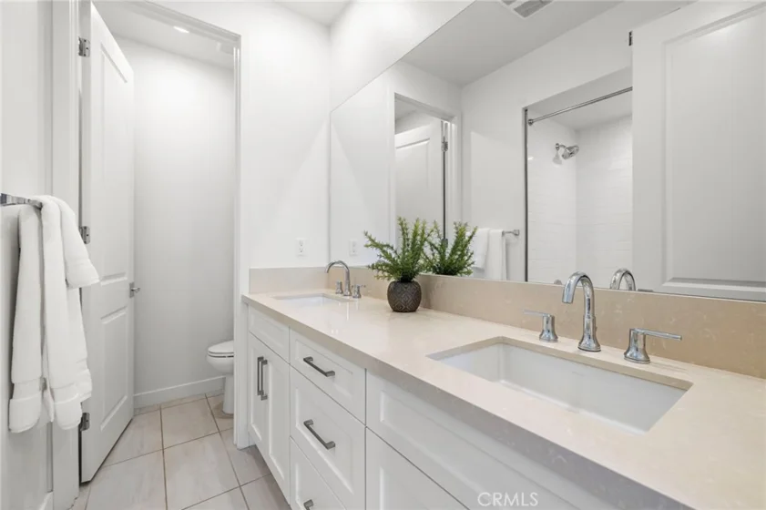 2046 Doheny Way photo 22