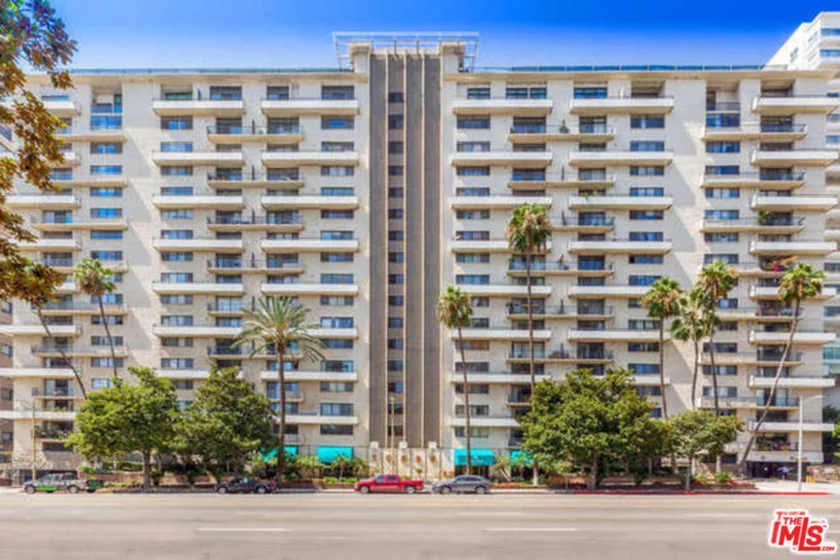 10535 Wilshire Boulevard #1610 photo 2