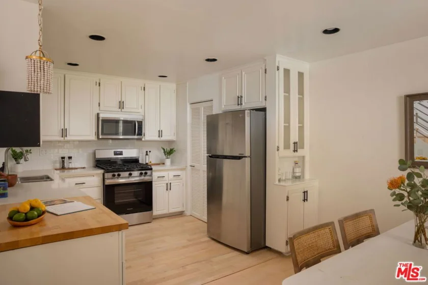 934 2nd Street #3 photo 6