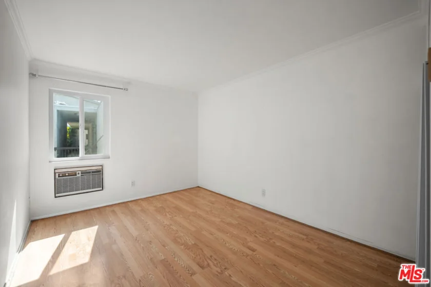 1485 E Wilson Avenue #L photo 13