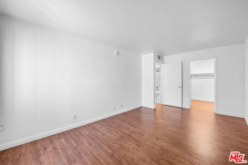 1425 W 12th Street #157 photo 12