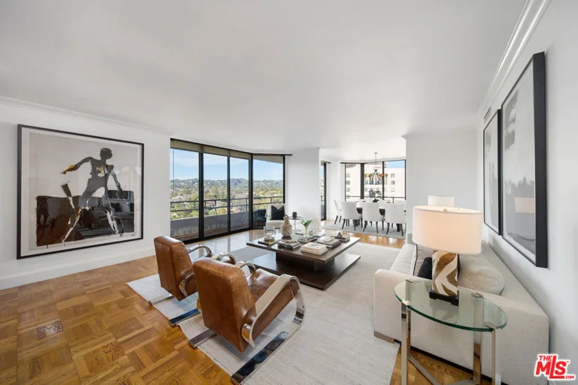 10601 Wilshire Boulevard #1501 photo 1