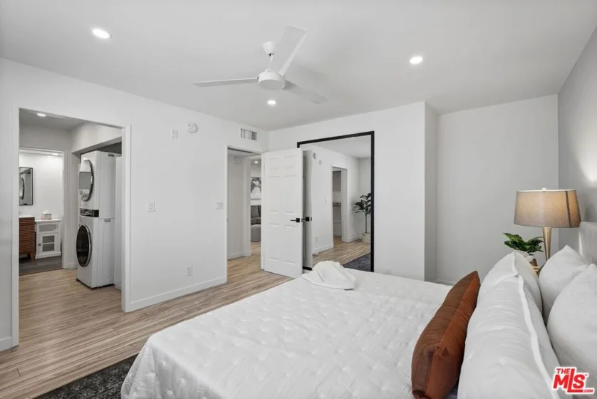 11230 Peach Grove Street #208 photo 12