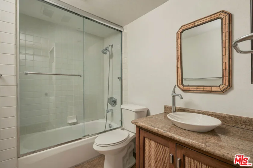 2950 Neilson Way #408 photo 14