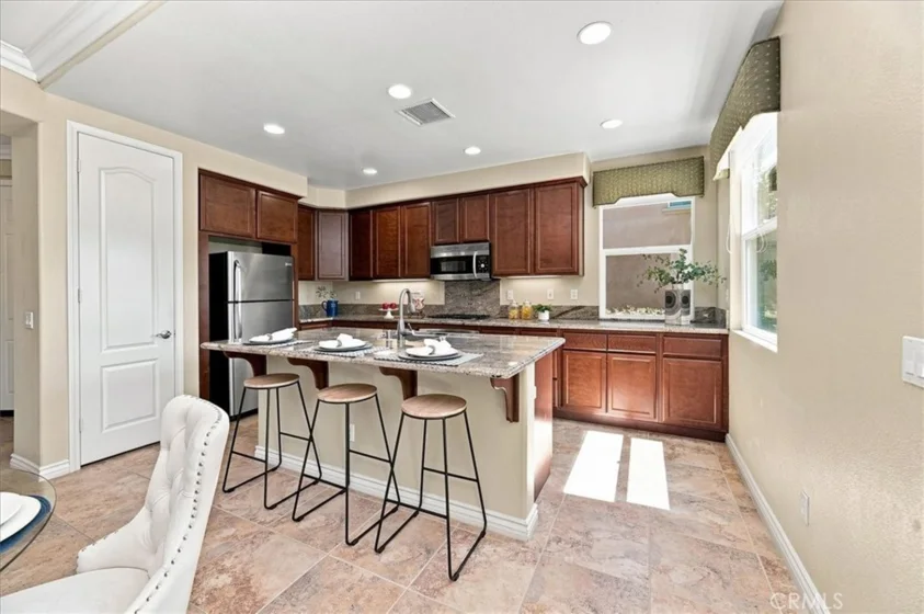 8879 Cuyamaca photo 6