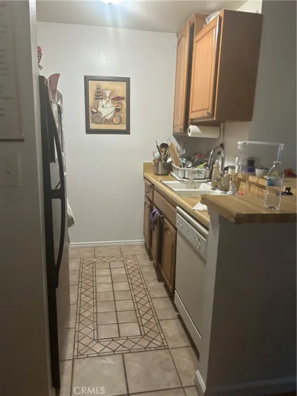 21801 Roscoe photo 7