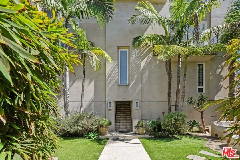 24 Yawl Street #2 photo 34