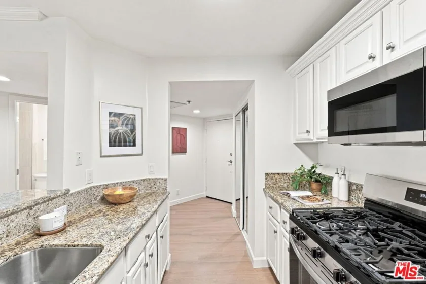 4401 Sepulveda Boulevard #202 photo 7