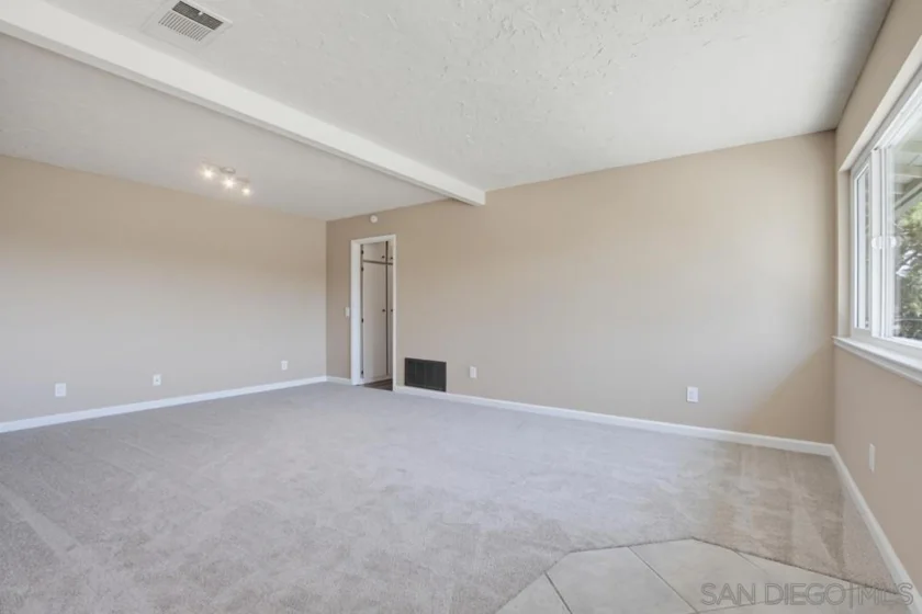 1626 Rue De Valle photo 4