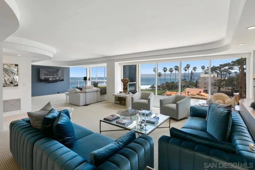 939 Coast Boulevard #8A photo 1