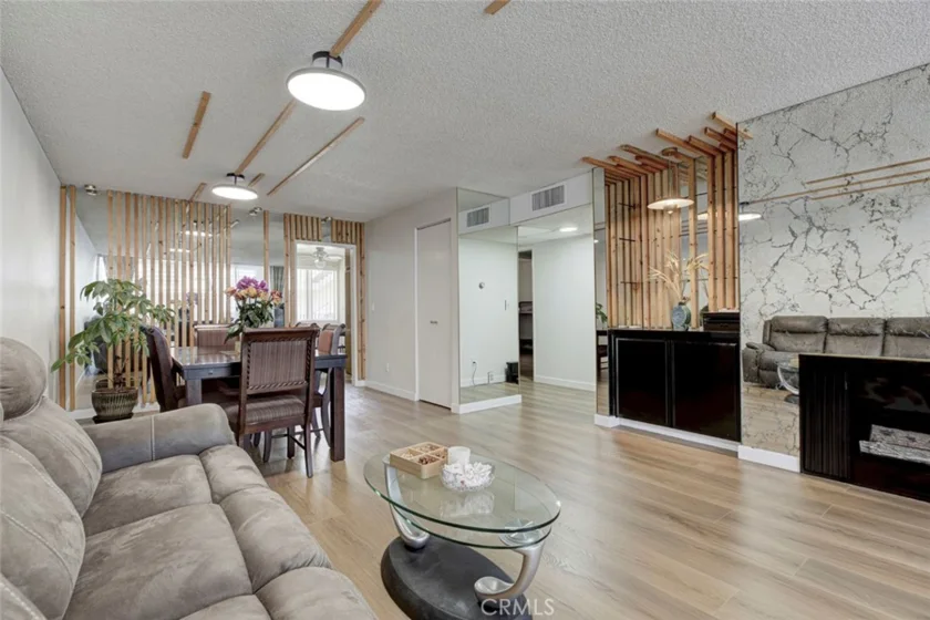 125 W Mountain Street #216 photo 6