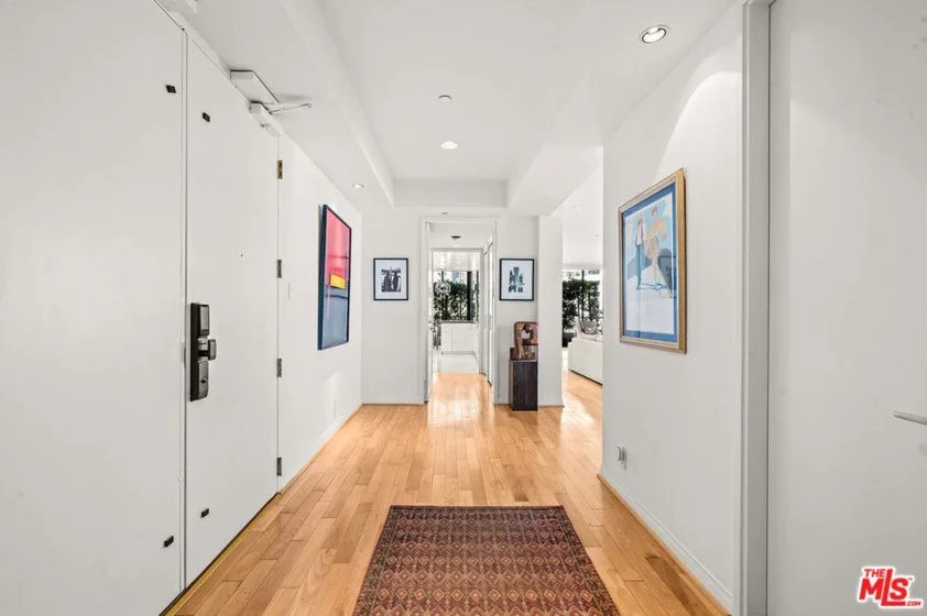10601 Wilshire Boulevard #702 photo 17