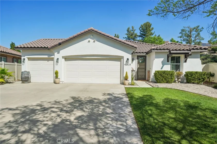 42528 Sparks Court Photo