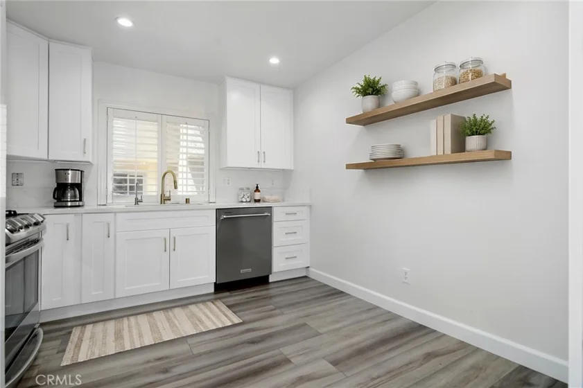 5255 Coldwater Canyon Avenue #E photo 25