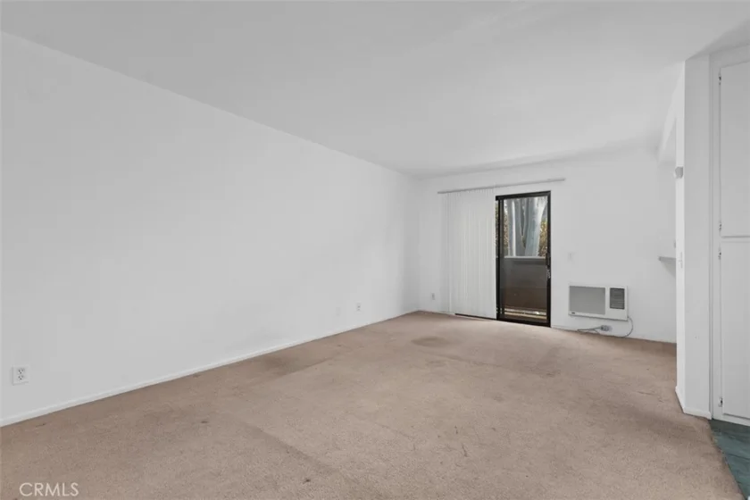 1507 S Raitt photo 9