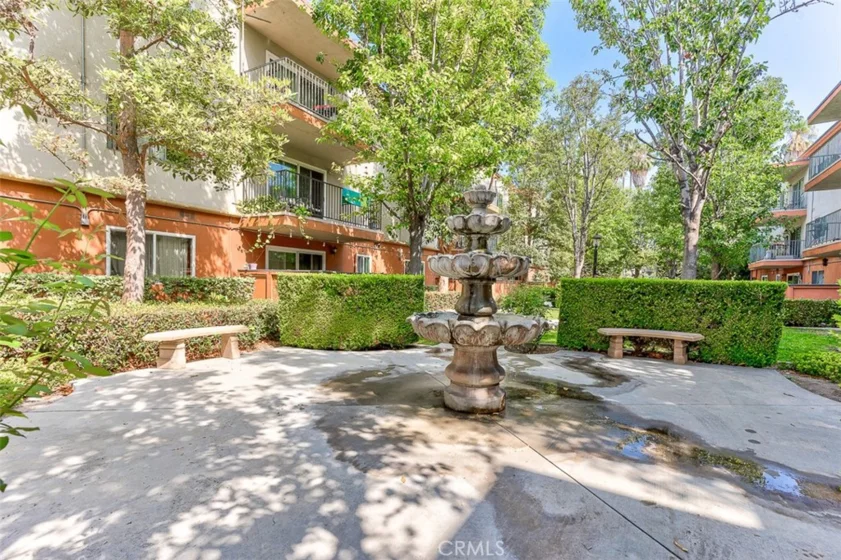 400 N Acacia Avenue #B10 photo 12