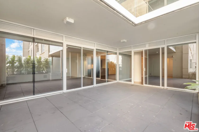 6250 Hollywood Boulevard #4E photo 55