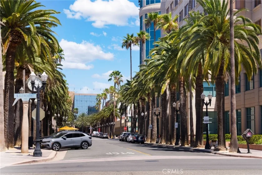 435 W Center Street Promenade #221 photo 32