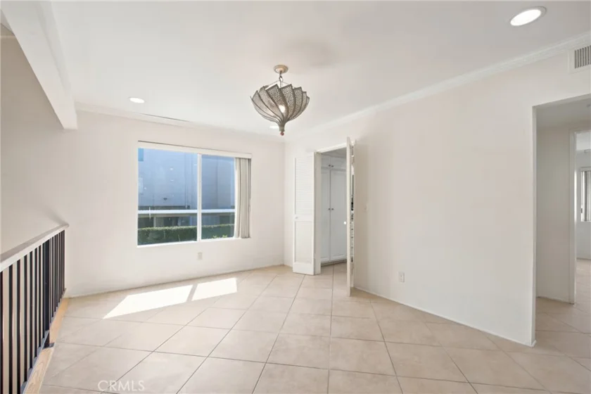 11786 Moorpark Street #F photo 24
