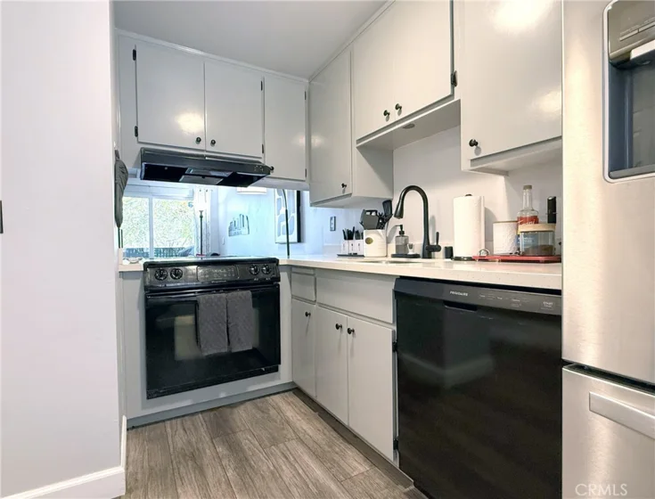 1600 Redondo Avenue #2 photo 6