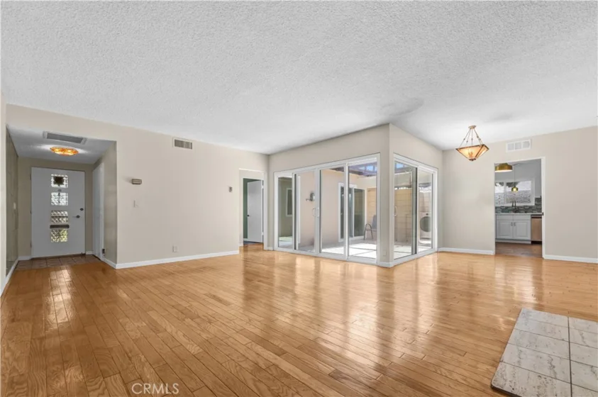 999 E Valley #56 photo 20
