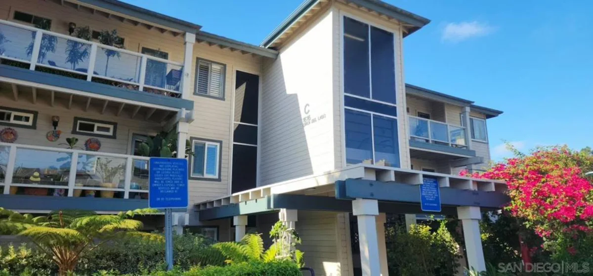 1616 Circa Del Lago #C110 photo 32
