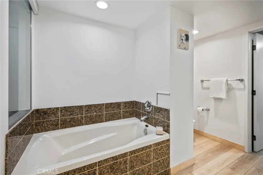 13700 Marina Pointe #611 photo 25
