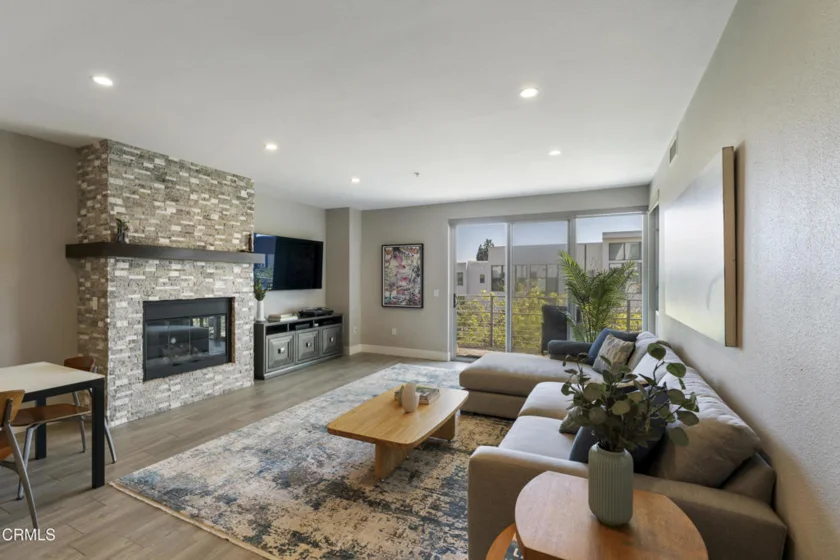 111 S De Lacey Avenue #304 photo 1