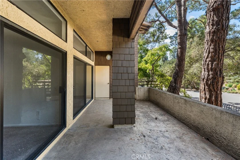 1052 Seco #104 photo 37