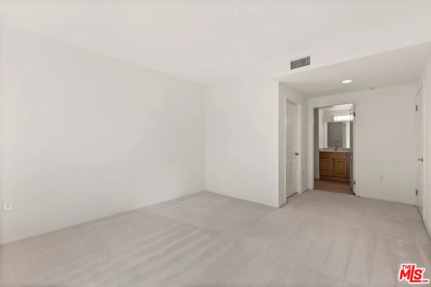 267 S San Pedro Street #213 photo 18