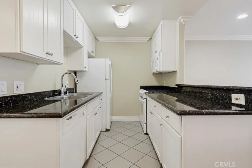 1720 Newport Avenue #2 photo 12
