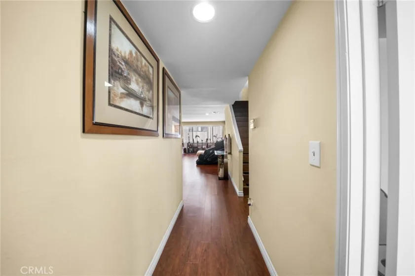554 E San Jose #203 photo 8