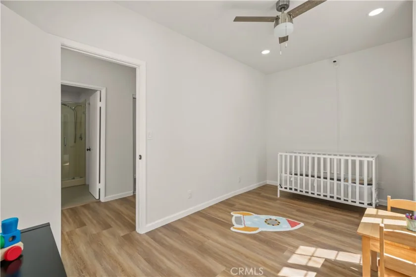 308 1/2 Commonwealth Avenue photo 27