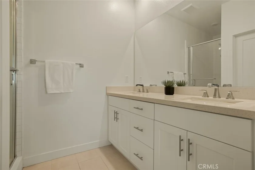 10942 Champions Lane photo 17