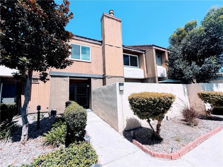1371 S Walnut #3006 photo 1