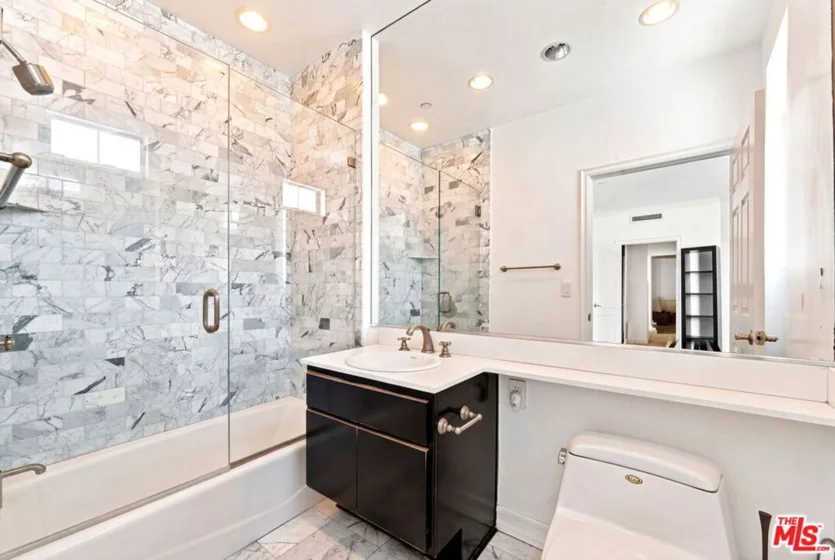 128 N Swall Drive #304 photo 4