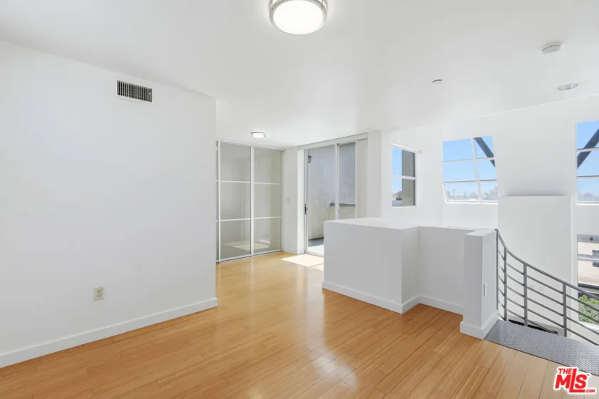1912 Broadway #307 photo 23