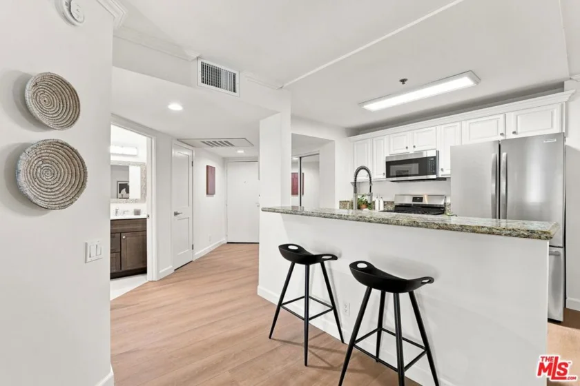 4401 Sepulveda Boulevard #202 photo 8