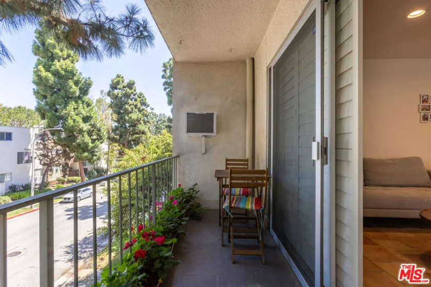 5625 Windsor Way #207 photo 14