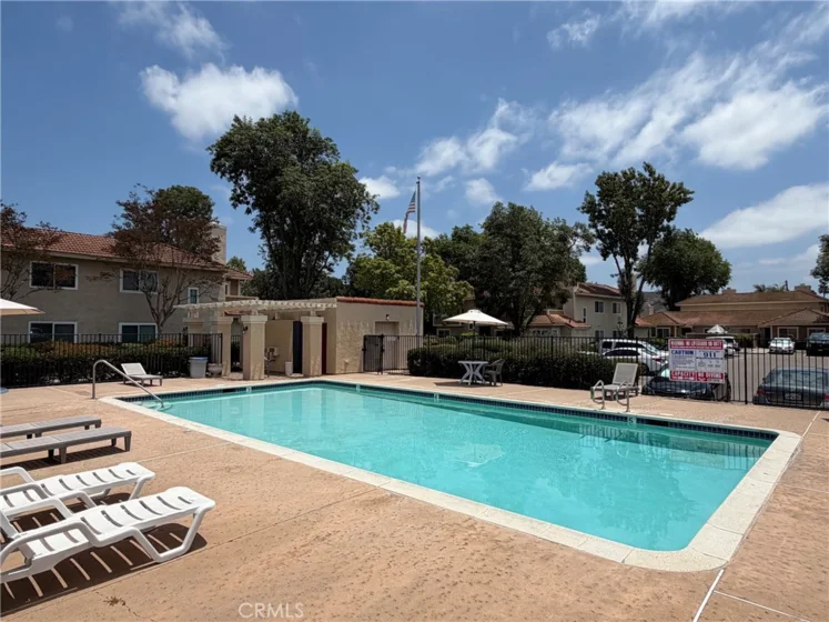 10730 Holly Meadows #B photo 23
