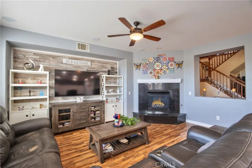 31880 Serrento photo 14