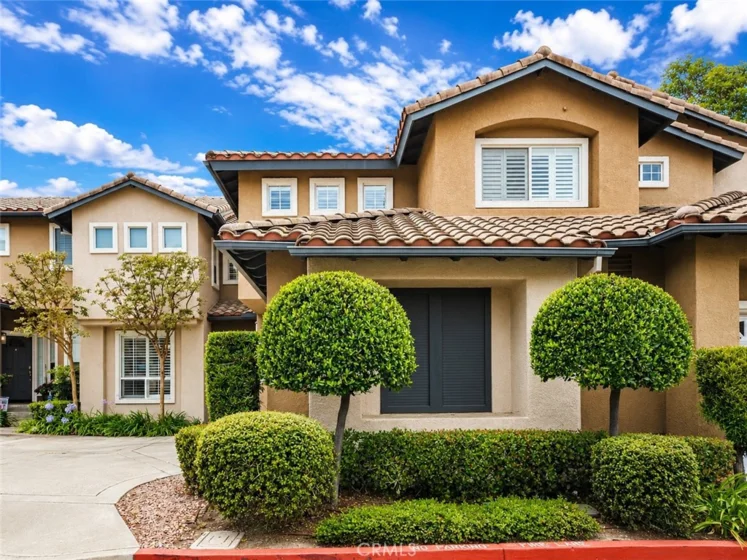 37 Mira Mesa photo 2
