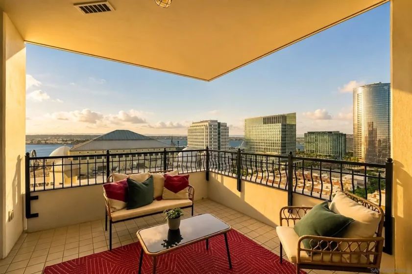 700 W Harbor Drive #1805 photo 5