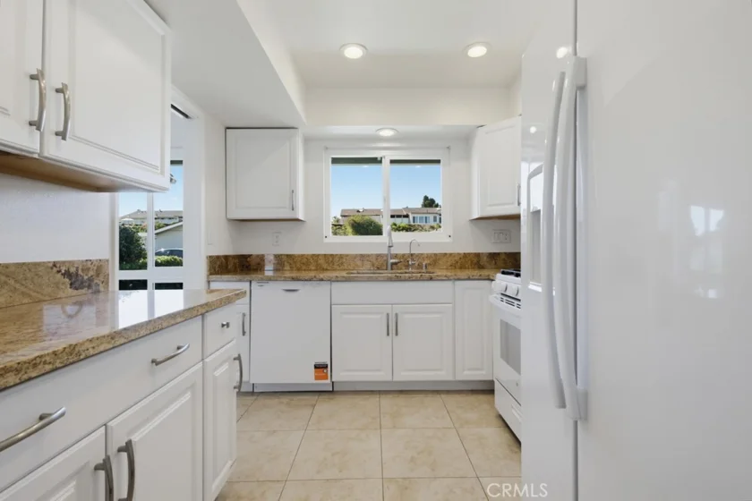 3615 Vista Bella #35 photo 16