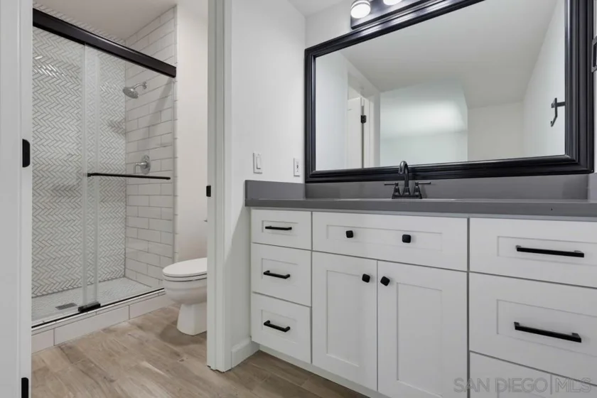 3249 Caminito Eastbluff #31 photo 17